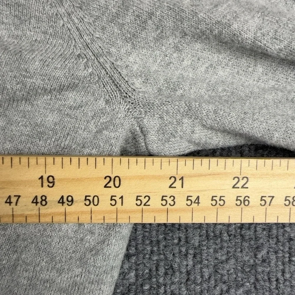 American Eagle Outfitters Sweater Mens XL Gray Button Cardigan Pockets Knit